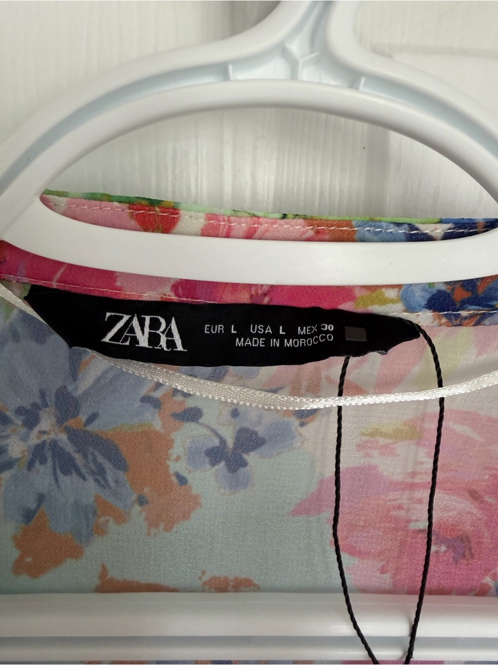 Zara Multicolor Floral Ruffle-Sleeve Button Blouse - Picture 3 of 7